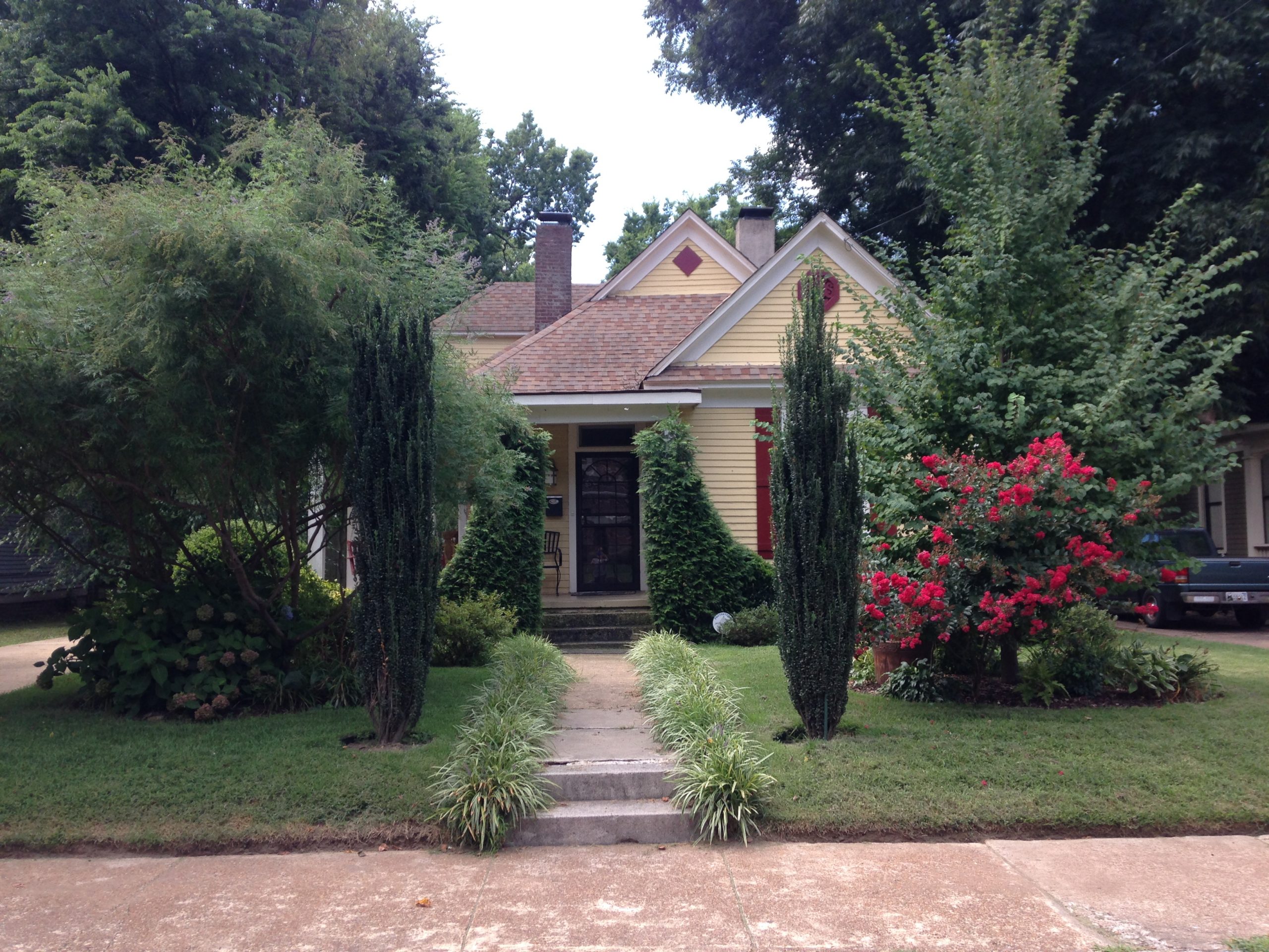 Flashback September 2014: Yard Of Month